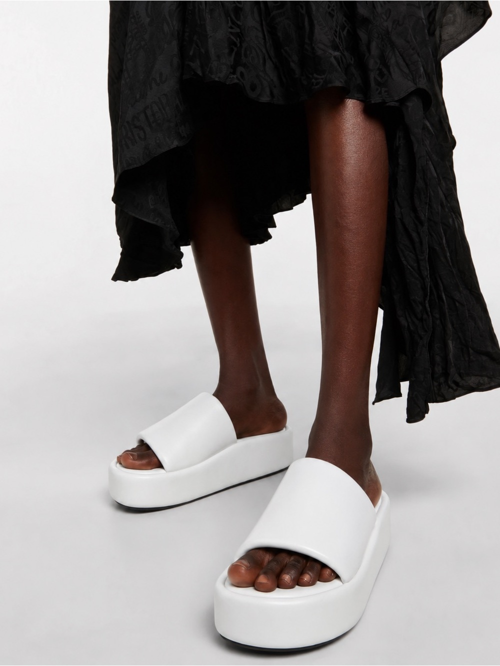 Balenciaga Rise Platform Slide Sandals White Padded Leather Logo Sz 39 authentic